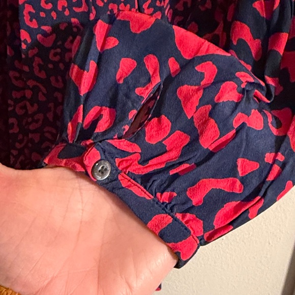 Vineyard Vines Falling for Leopard Long Sleeve Blouse - Picture 6 of 8